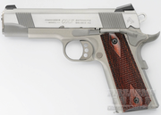 Colt XSE Lightweight Commander.