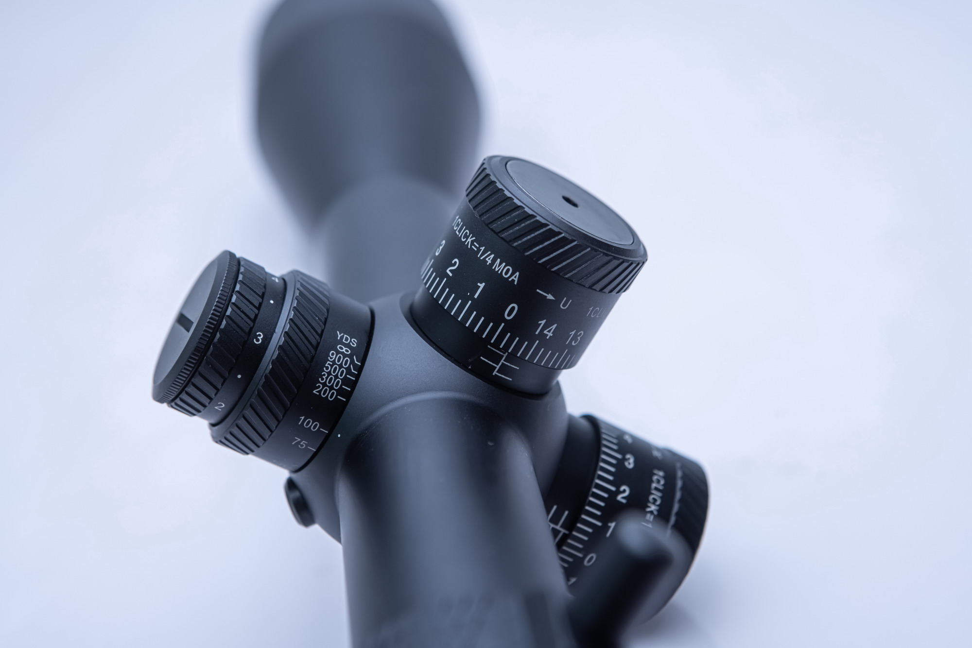 SIGNPOST 5-25X56FFP / MOA Reticle / 34mm Mono-tube / Zero Stop