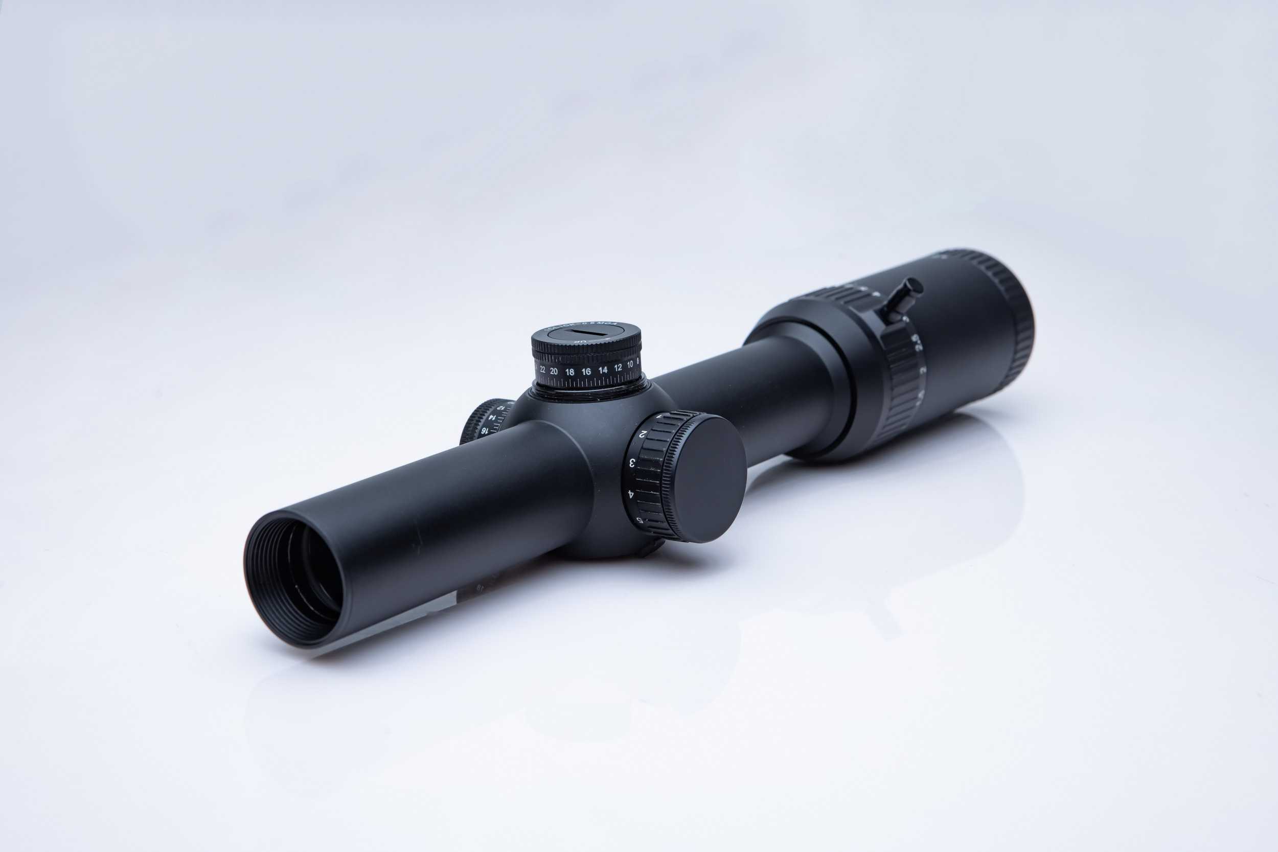 SIGNPOST 1-10x24 SFP / MOA Reticle / 30mm Mono-tube