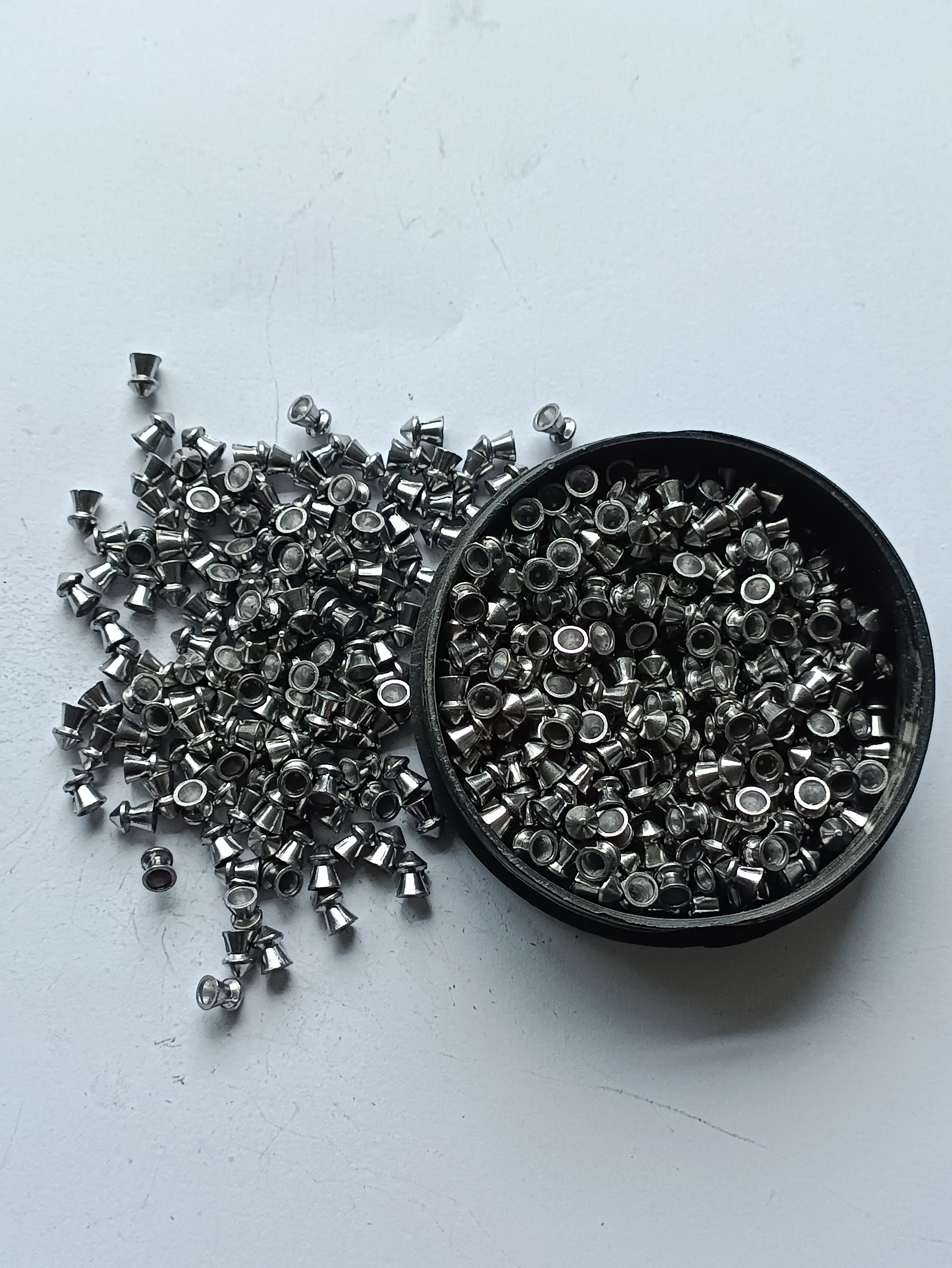 Airgun pellets 4.5mm, 5.5mm, 6.35mm 