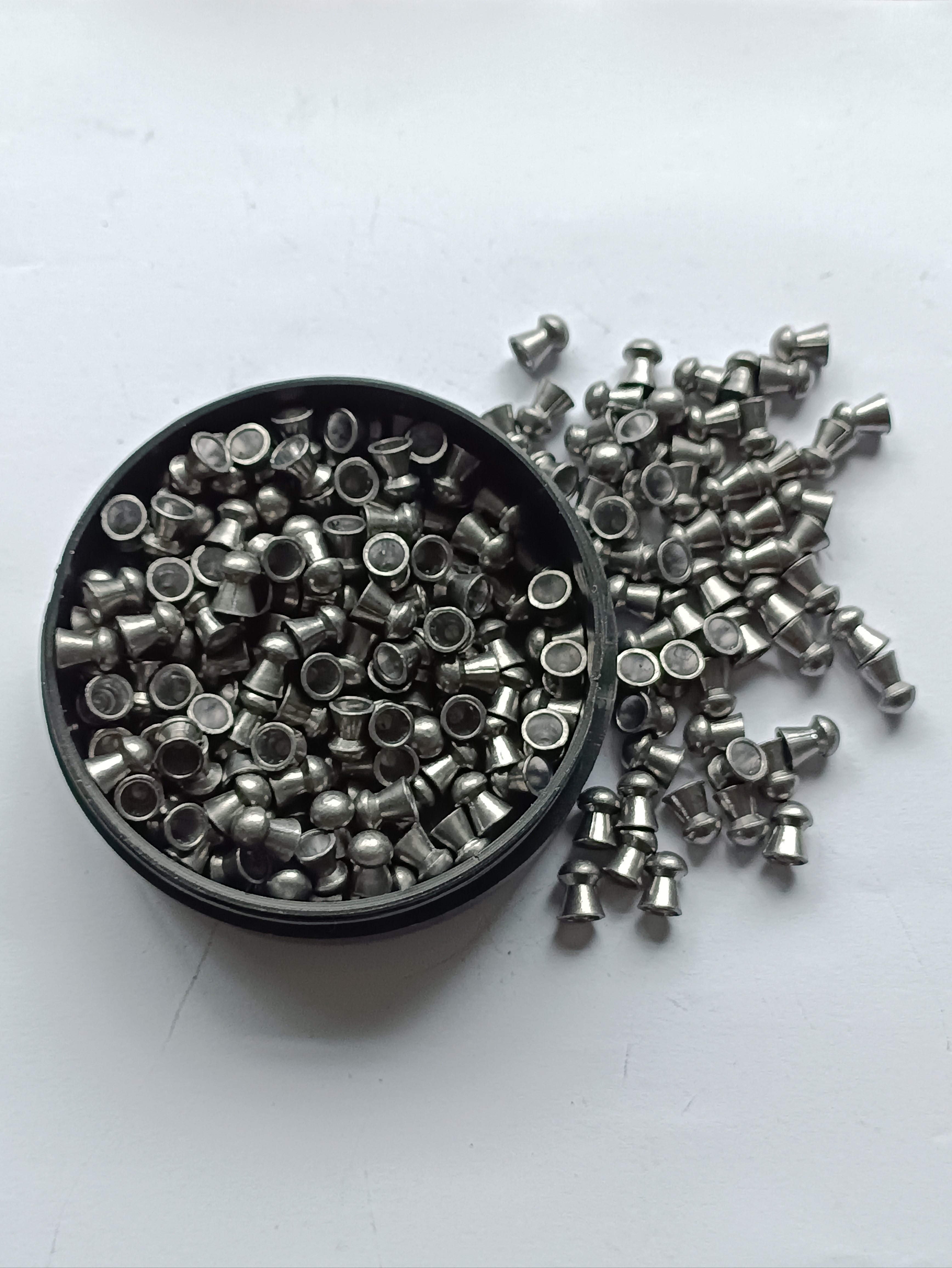 Airgun pellets 4.5mm, 5.5mm, 6.35mm 